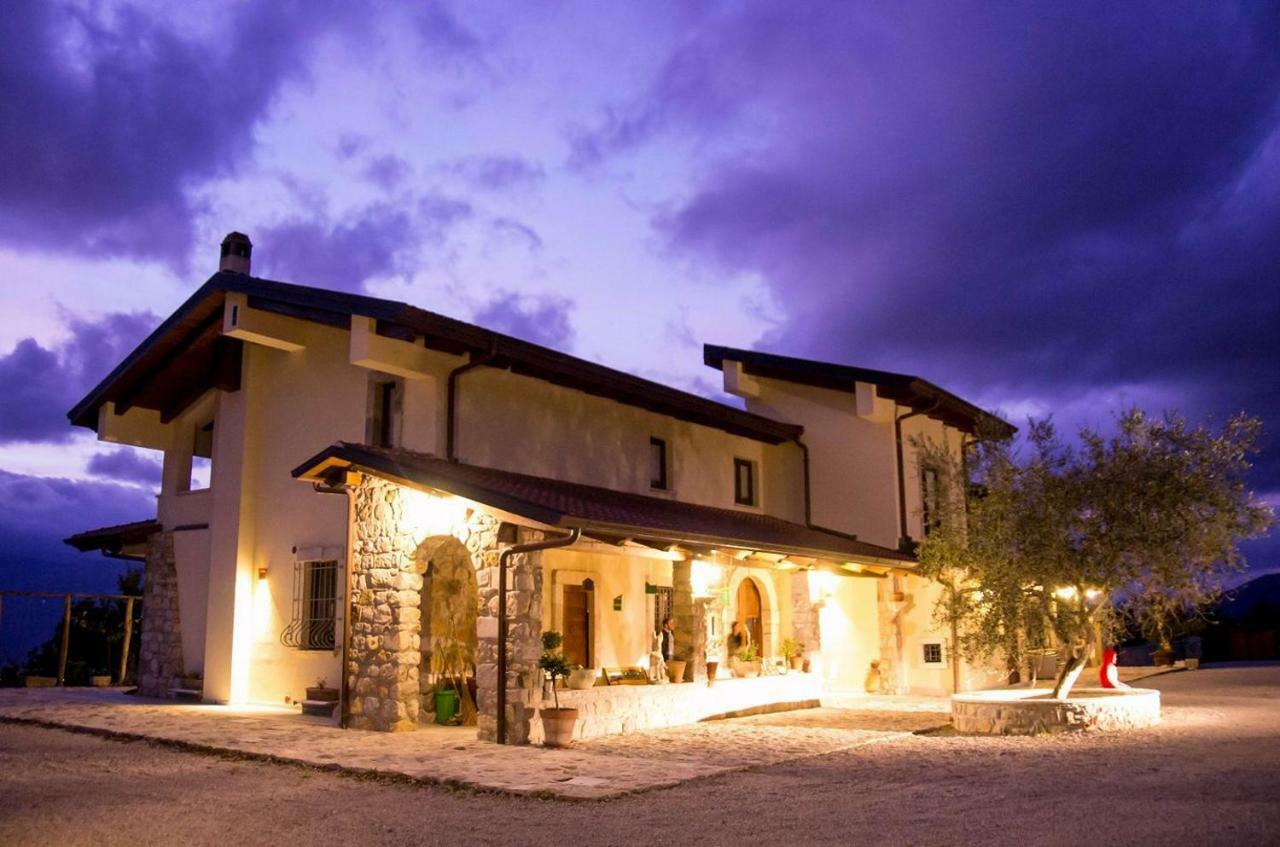 Vila Domus Otium Atena Lucana Exteriér fotografie